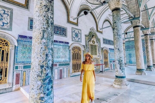 Turqu�a en salida grupal acompa�ada