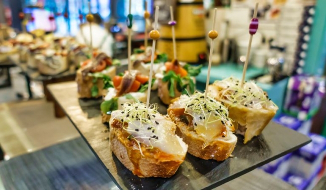 Espa�a y Portugal: enclaves de mar, monta�a y modernismo