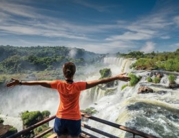 Cataratas del Iguaz� en salida grupal acompa�ada